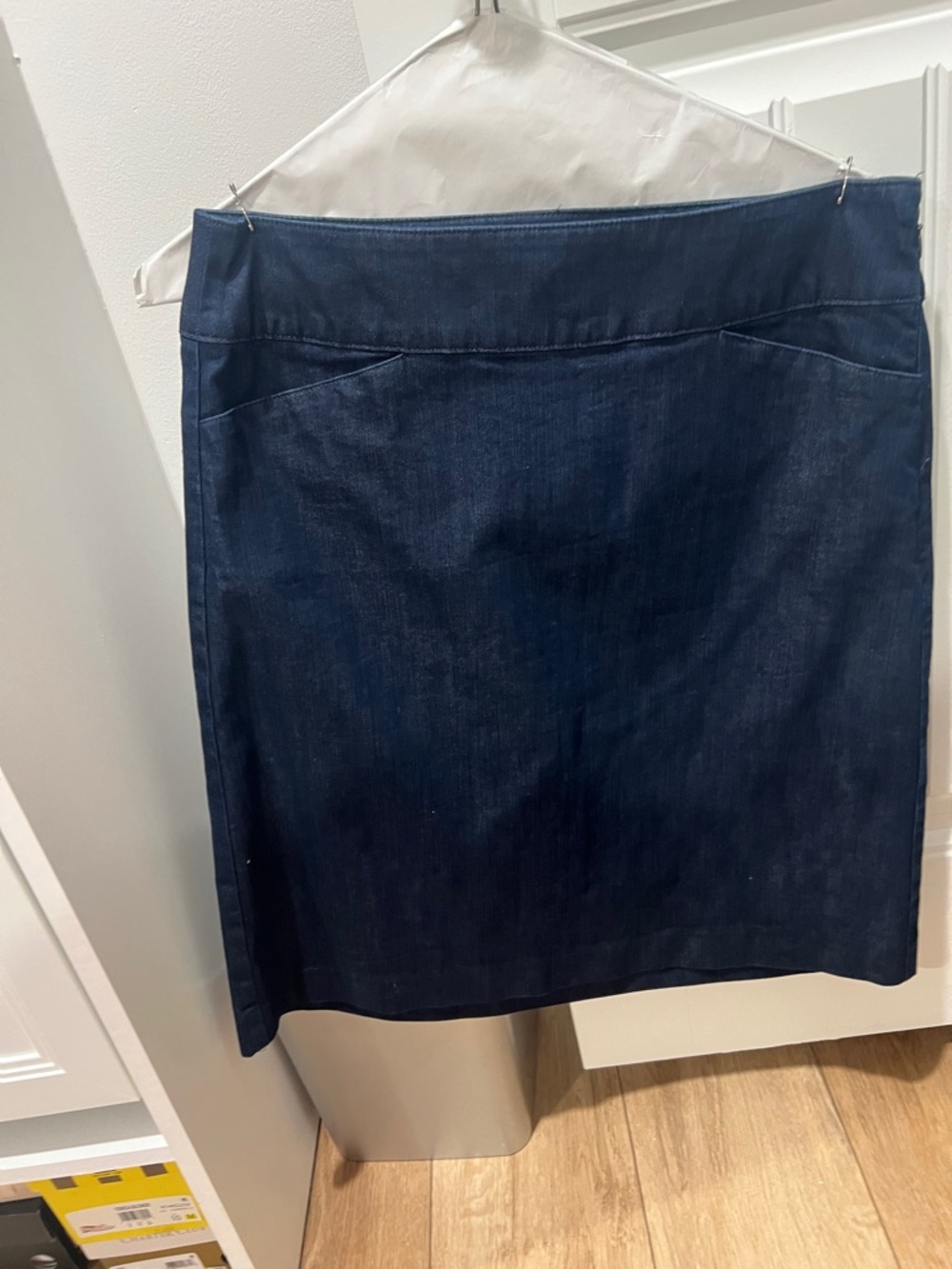Talbots Dark Blue Denim Pencil Skirt size 8